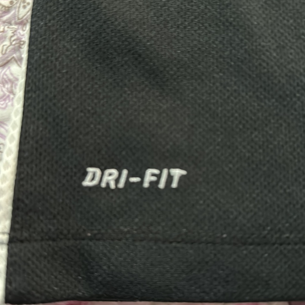 Nike dry fit soccer - Picture 2 of 8